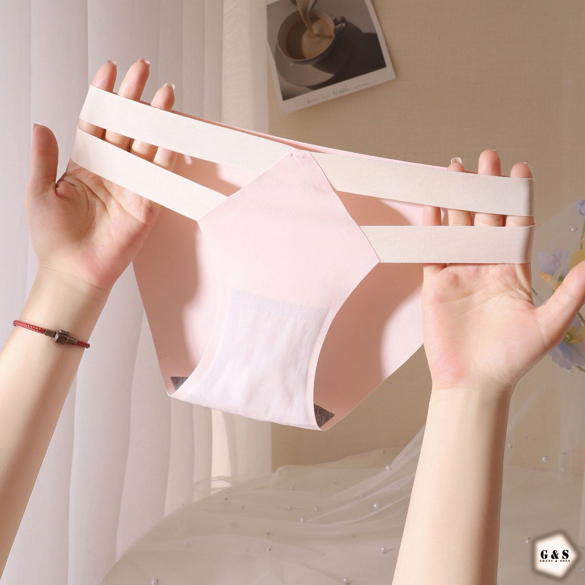 Premium Quality Pack Of 4 Seamless T-Panties