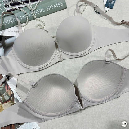 Ladies Imported High Quality Pack Of 2 Double Padded Seamless Wired Bras