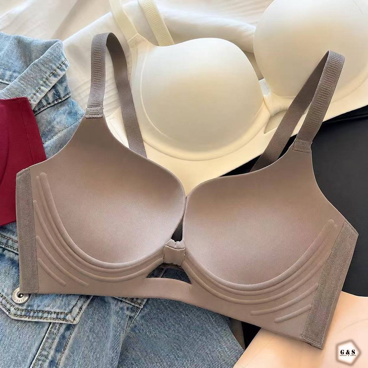 Ladies Imported Pack Of 2 Seamless Pushup Thick Padded Bras