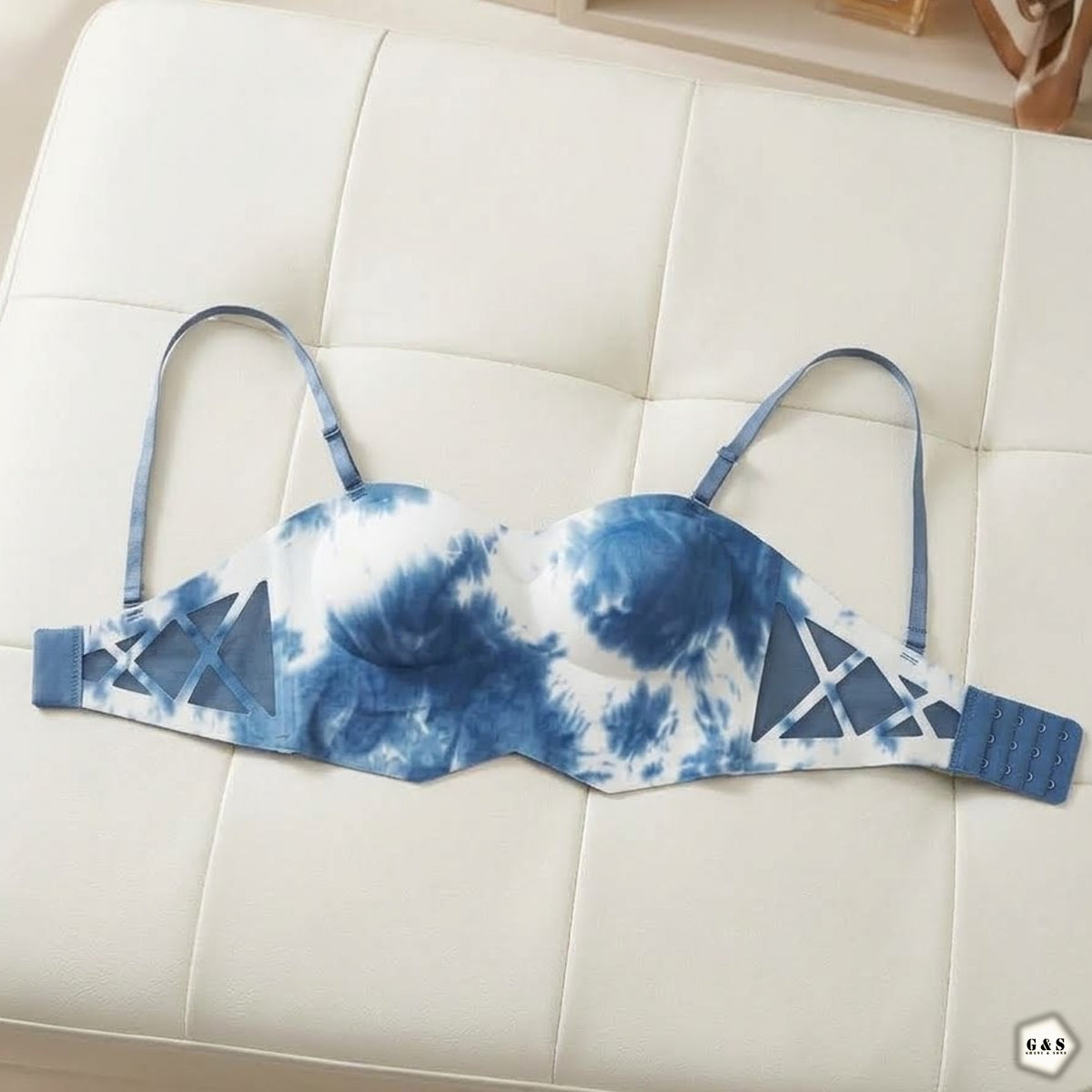 Ladies Imported Premium Quality Seamless Non-Wired Pushup Bras