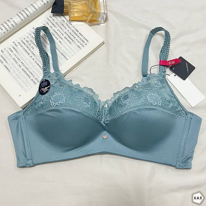 Ladies Imported Pack Of 2 New Design High Quality Pushup Bras