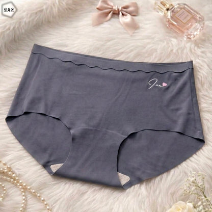 Ladies Imported Pack Of 5 High Quality Seamless Panties